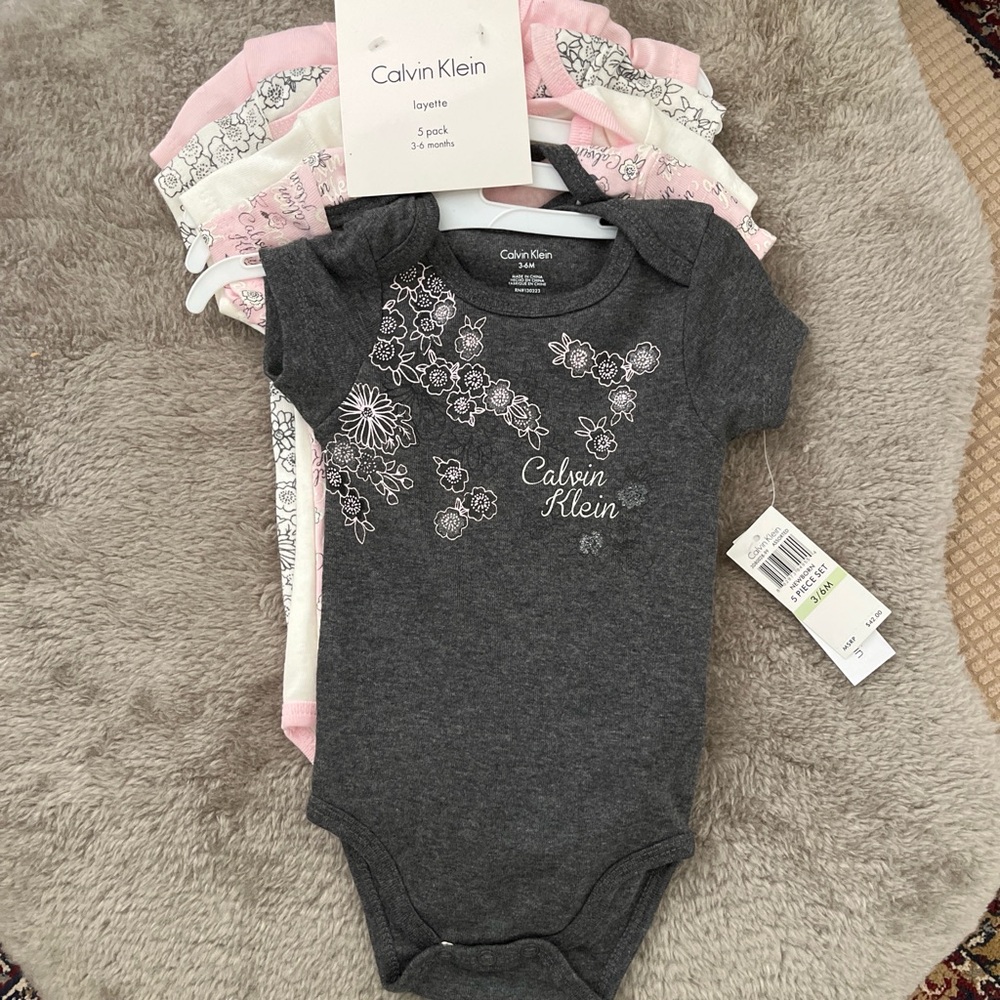 Calvin Klein Floral Bodysuit Set - Gray, Pink, White